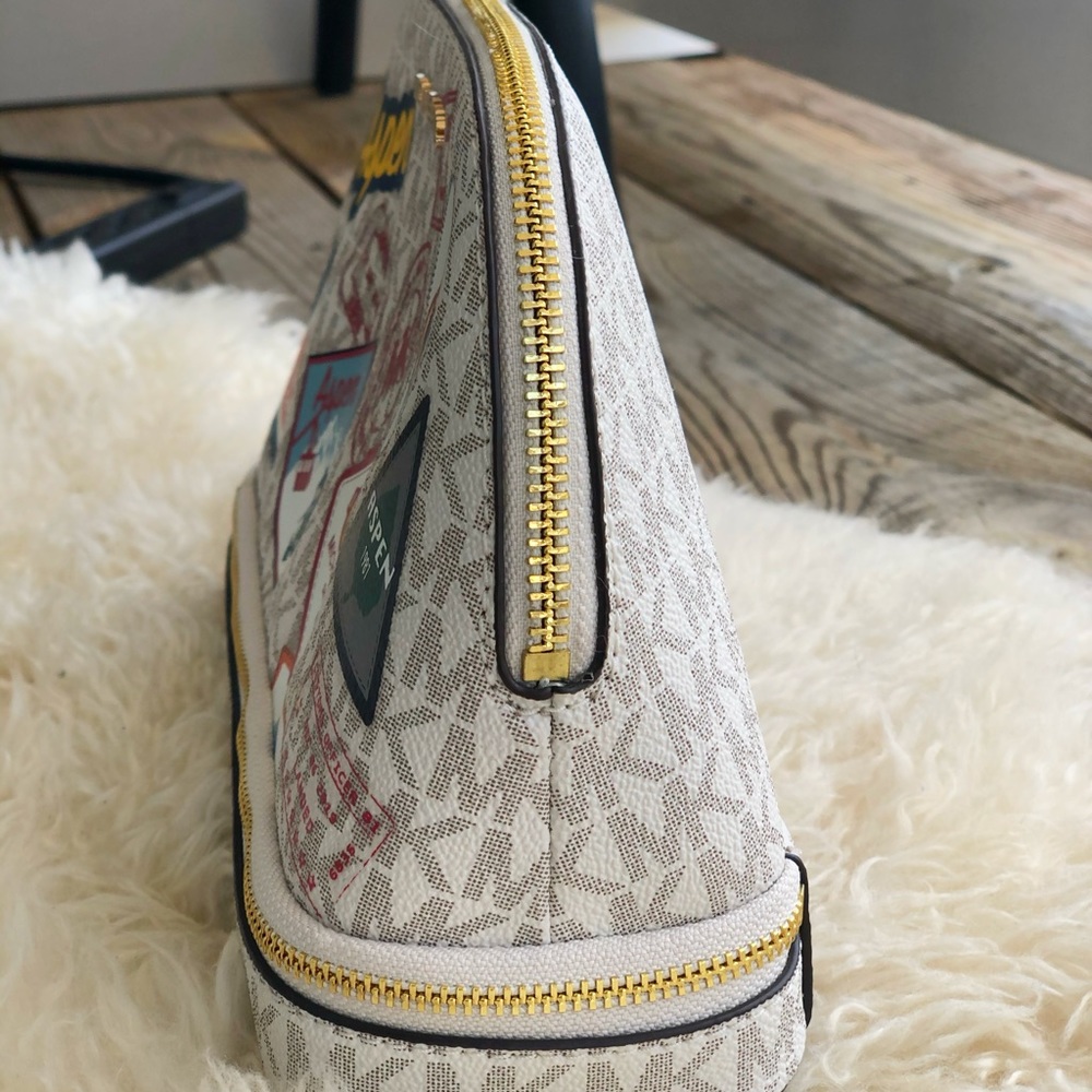 *Brand NEW* Aspen Travel Pouch - Picture 3 of 7